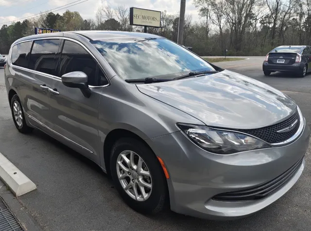 2017 Chrysler Pacifica Touring