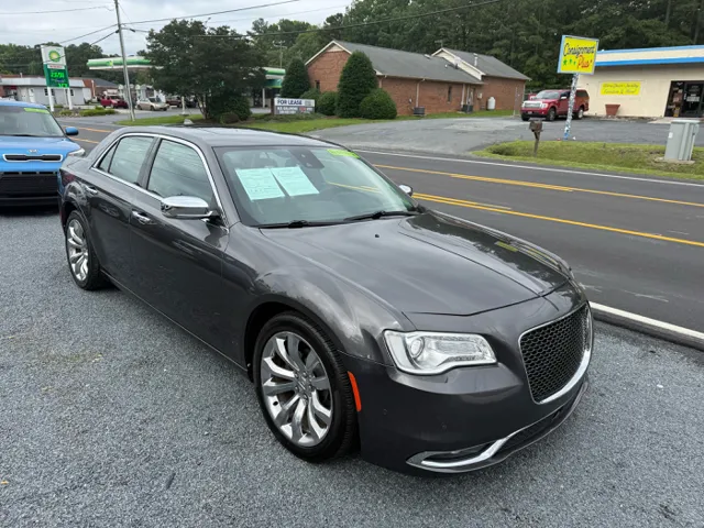 2017 Chrysler 300 C