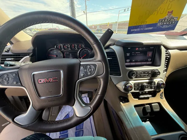 2015 Gmc Yukon SLT photo 4