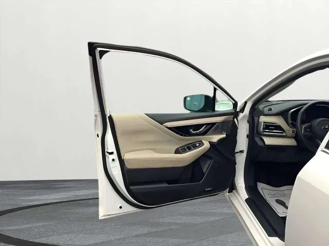 2020 Subaru Legacy Limited - Photo 13
