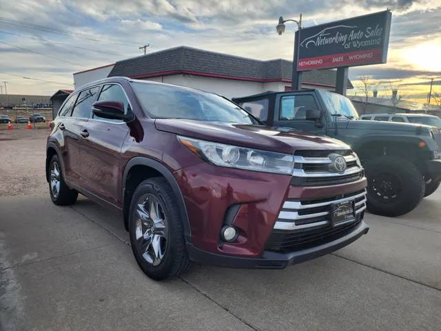 2017 Toyota Highlander Limited Platinum