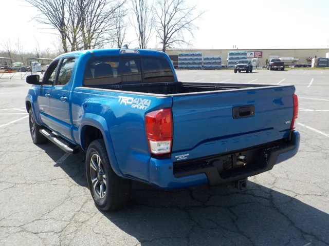 2016 Toyota Tacoma SR5 - Photo 10