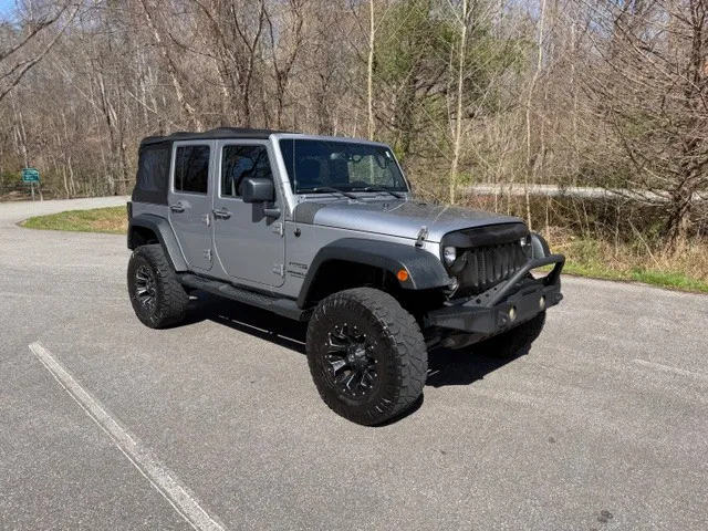 2014 Jeep Wrangler Unlimited Sport - Photo 17