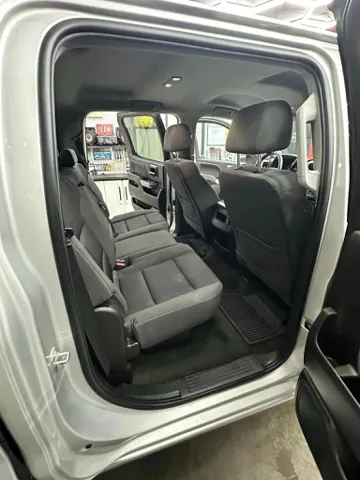 2018 Chevrolet Silverado 1500 LT Z71 - Photo 11