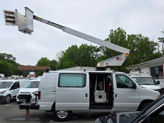 2005 Ford Econoline Van Commercial - Photo 14