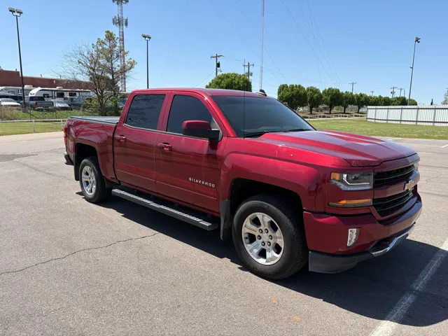 2018 Chevrolet Silverado 1500 LT Z71 - Photo 5