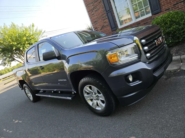 2017 GMC Canyon SLE - Photo 7