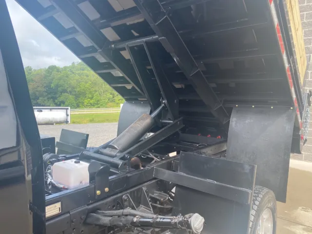 2018 Ford F-450 Super Duty Chassis Cab XL - Photo 10
