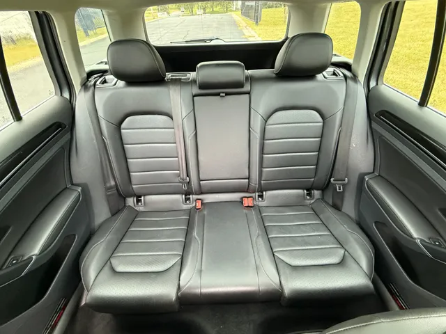 2017 Volkswagen Golf SportWagen 44