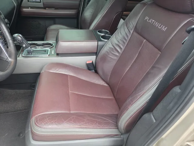 2017 Ford Expedition Platinum - Photo 18
