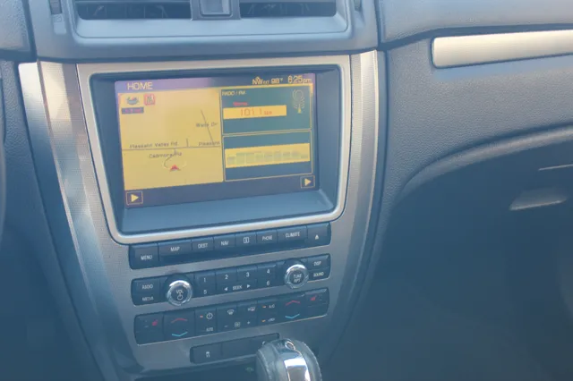 2010 Ford Fusion SEL - Photo 22