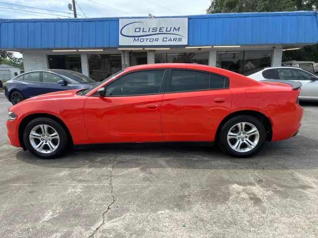 2017 Dodge Charger SE's photo