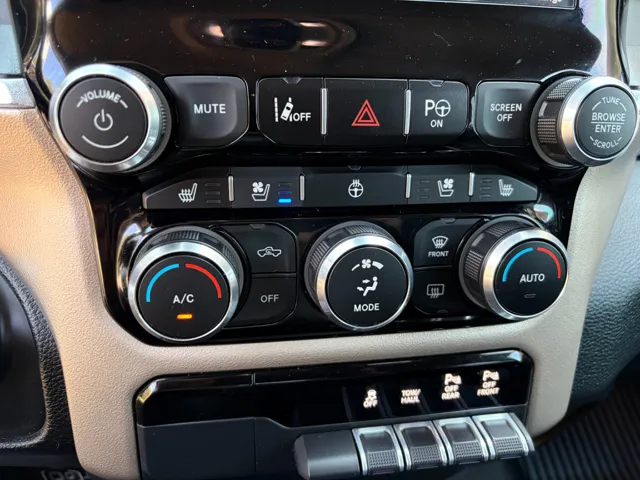 2020 RAM Ram 1500 Pickup Laramie - Photo 51