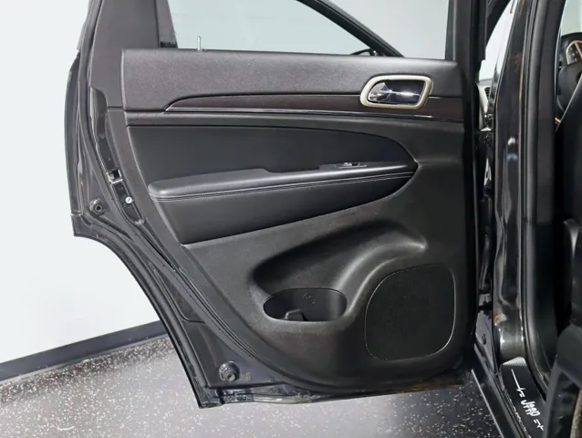 2014 Jeep Grand Cherokee Limited photo 26