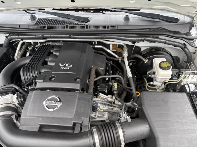 2018 Nissan Frontier photo 10