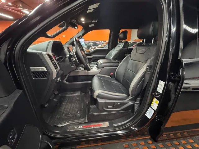 2017 Ford F-150 photo 9