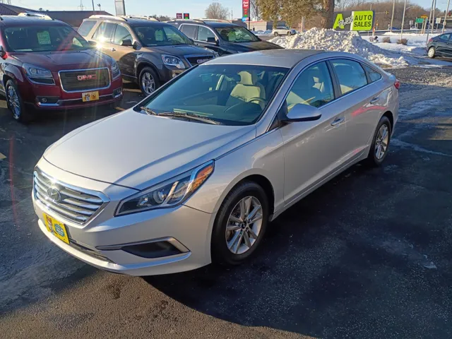 2017 Hyundai Sonata SE's photo