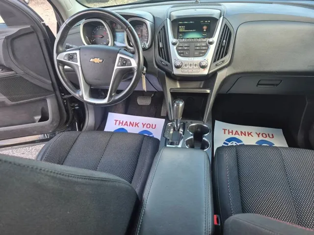 2016 Chevrolet Equinox LT photo 18