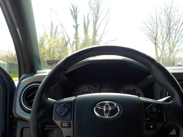 2016 Toyota Tacoma SR5 - Photo 30