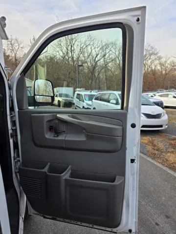 2013 Chevrolet Express Cargo Work Van - Photo 62