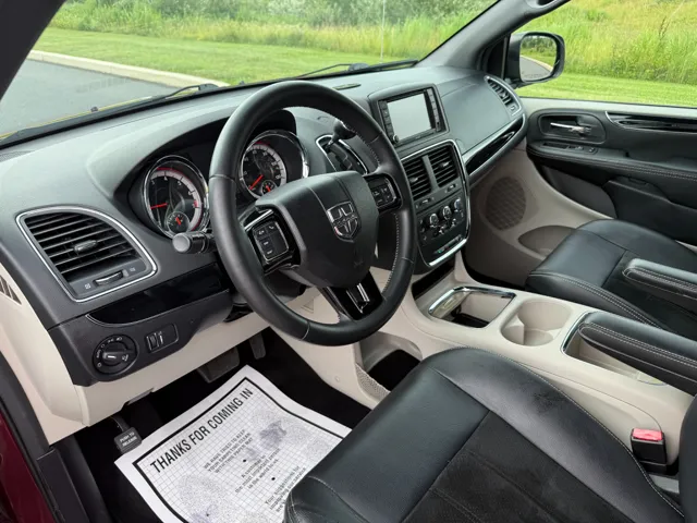 2017 Dodge Grand Caravan SXT - Photo 9