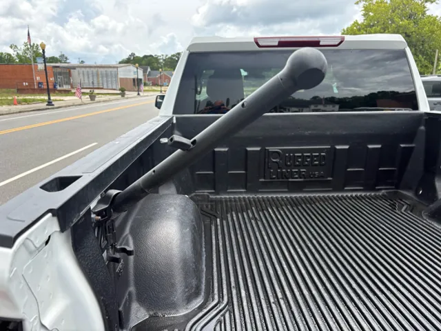 2025 GMC Sierra 1500 SLT - Photo 10