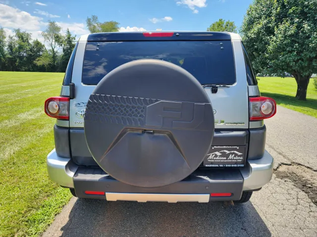 2012 Toyota FJ Cruiser Base photo 7