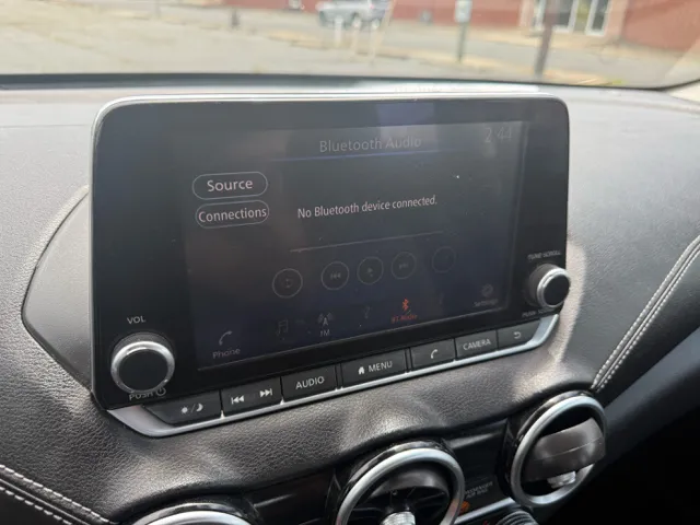 2021 Nissan Sentra SV - Photo 17
