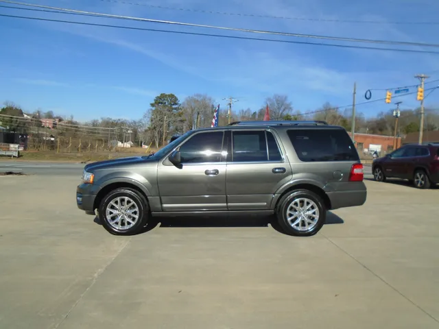 2016 Ford Expedition Limited's photo