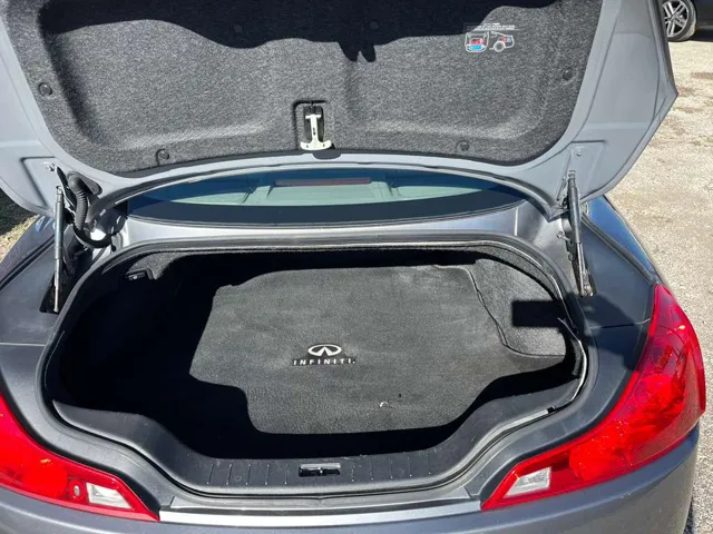 2011 INFINITI G Coupe 37 Journey - Photo 18
