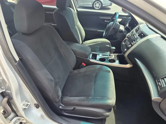 2015 Nissan Altima S - Photo 16