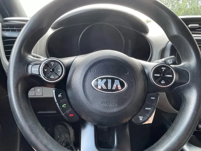 2016 Kia Soul Exclaim photo 14
