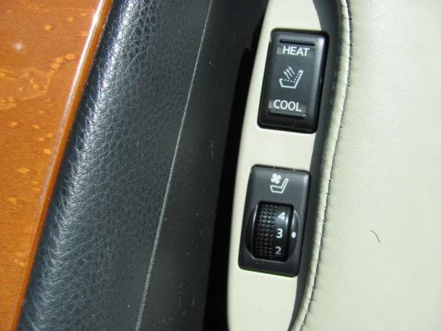 2003 INFINITI M45 Base - Photo 8