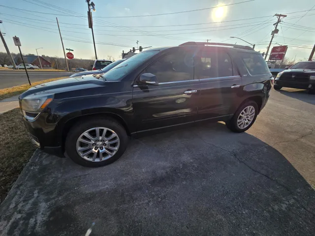 2015 GMC Acadia SLT1's photo