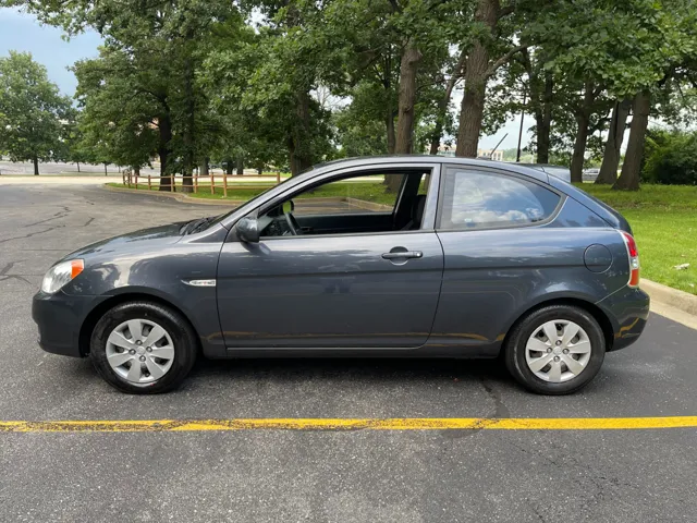 2011 Hyundai Accent GL - Photo 8