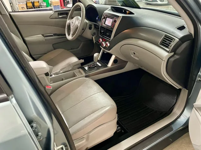 2011 Subaru Forester X Limited - Photo 11