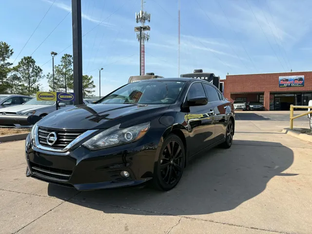 2017 Nissan Altima SR