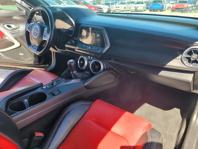 2017 Chevrolet Camaro 2SS - Photo 28