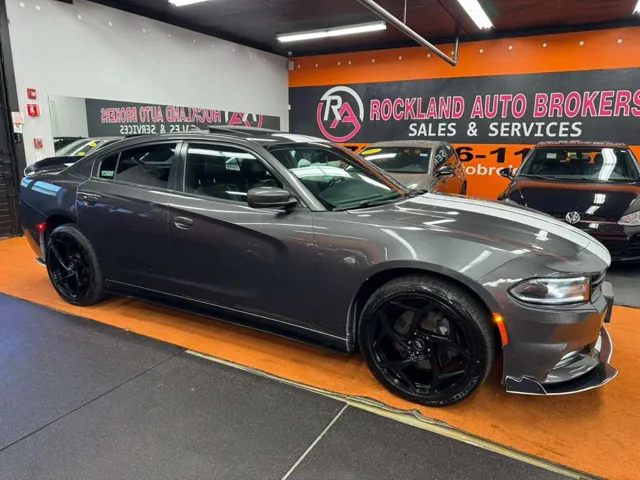 2015 Dodge Charger SXT