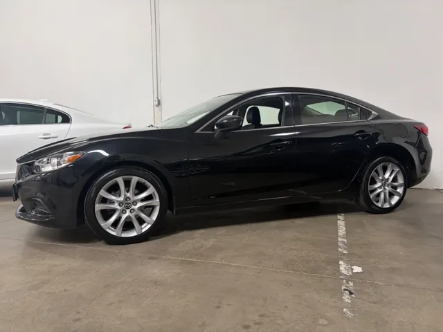 2016 Mazda EZ-6 i Touring Auto's photo
