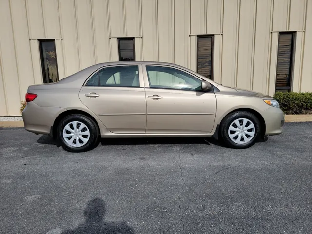 2010 Toyota Corolla LE