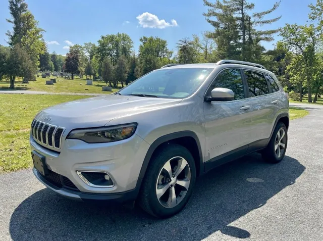 2019 Jeep Cherokee Limited 4X4's photo