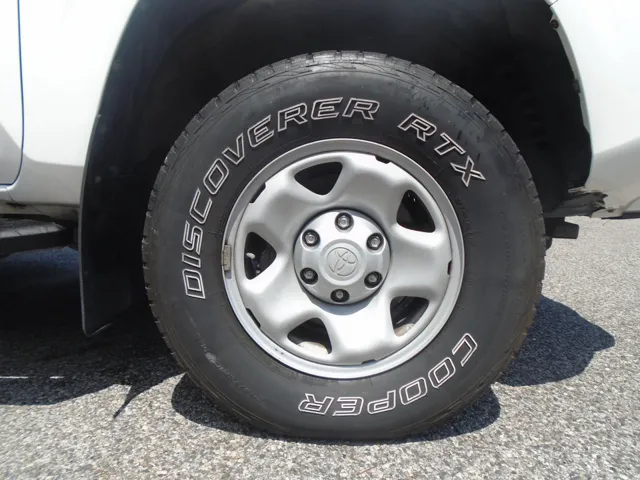 2019 Toyota Tacoma SR5 - Photo 28