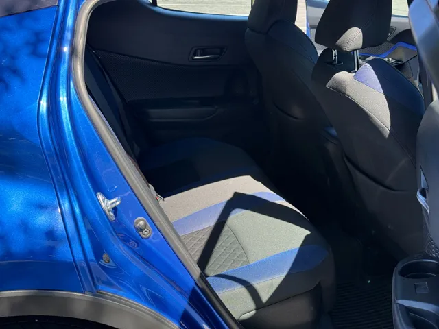2021 Toyota C-HR XLE - Photo 15