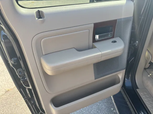 2008 Ford F-150 photo 19