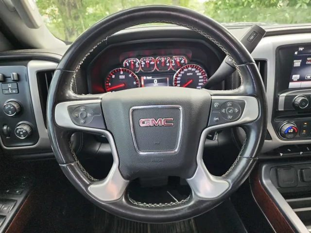 2015 Gmc Sierra SLT photo 19