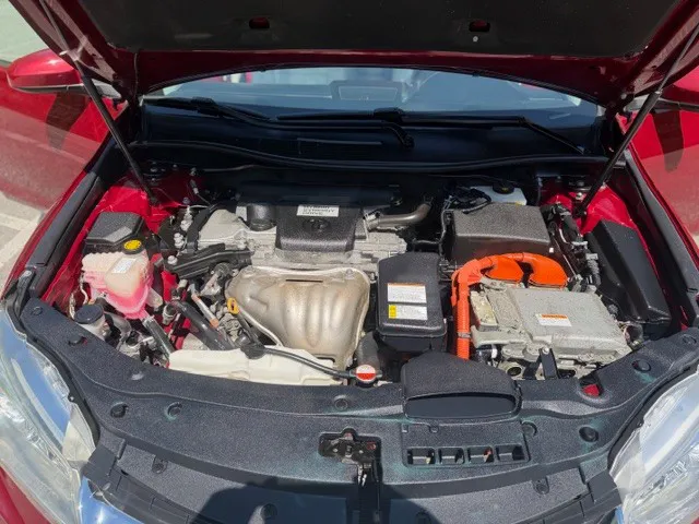 2016 Toyota Camry XLE Hybrid - Photo 30