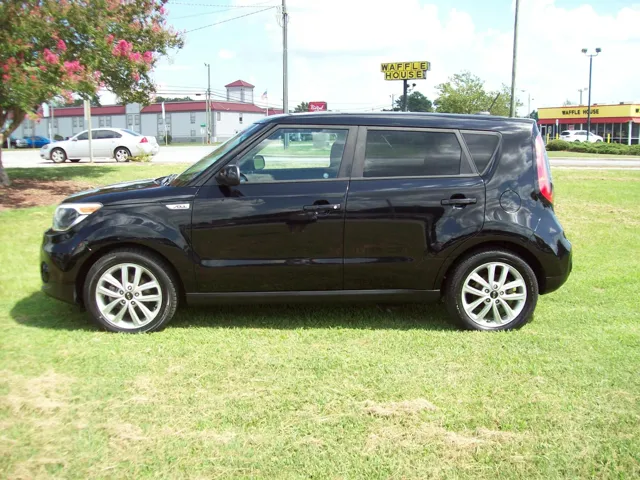 2017 Kia Soul +