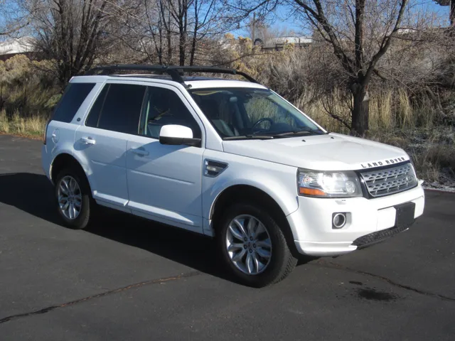 2013 Land Rover LR2 Base