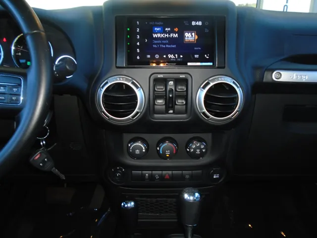 2017 Jeep Wrangler Unlimited Sahara - Photo 64